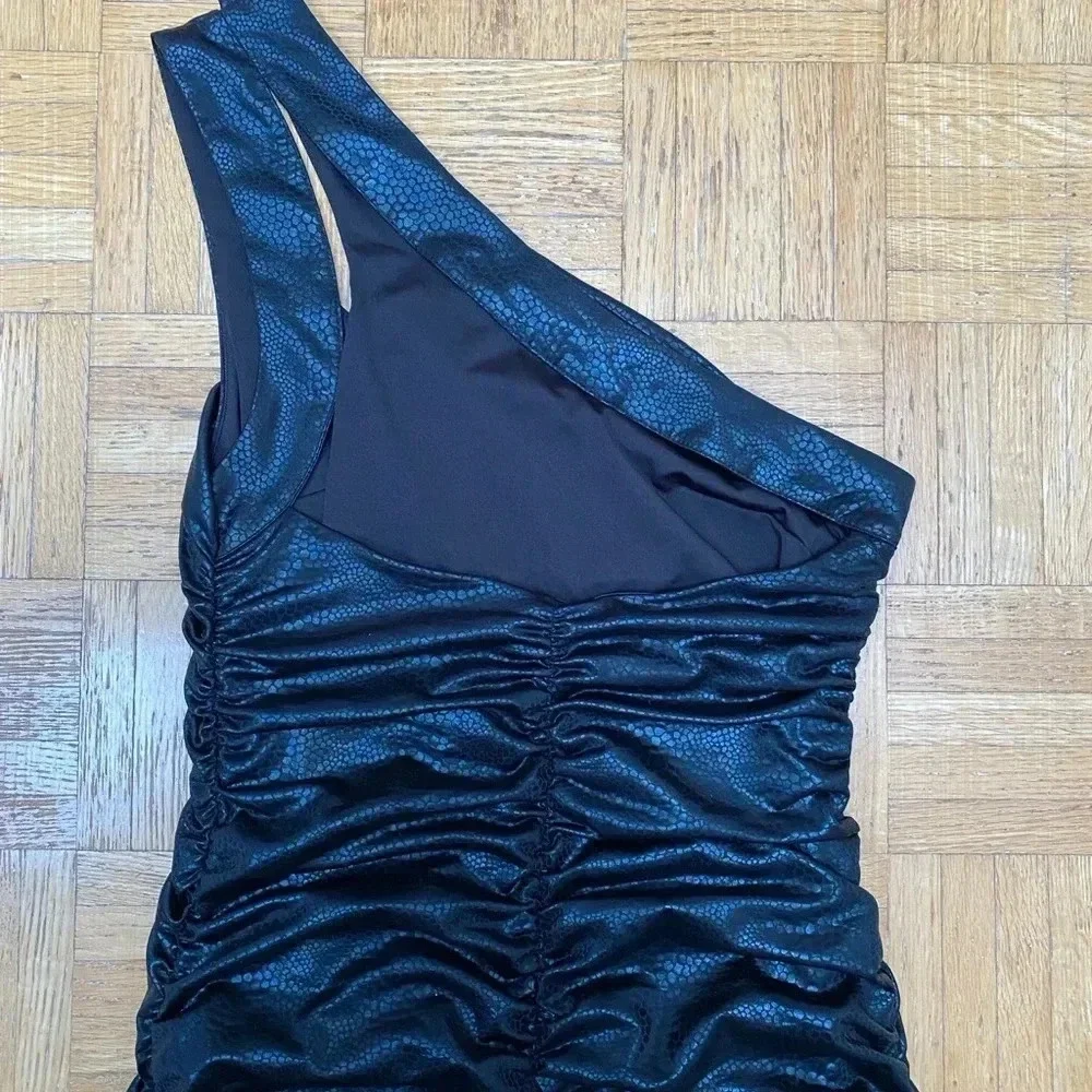 BEBE - Black Textured Cut Out Back Ruching One Shoulder Dress - Picture 6 of 8
